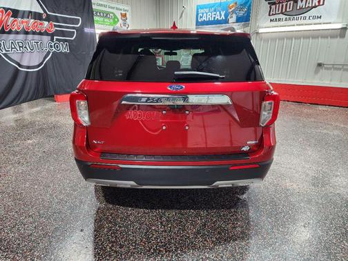 Rapid Red Metallic Tinted Clearcoat 2020 Ford Explorer XLT