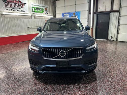 2020 Volvo XC90 T5 Momentum