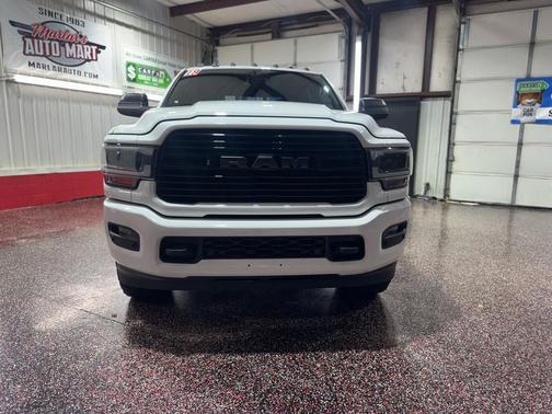 2019 RAM 2500 Laramie Crew Cab 4x4 6'4' Box