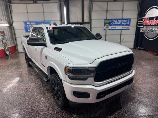 2019 RAM 2500 Laramie Crew Cab 4x4 6'4' Box