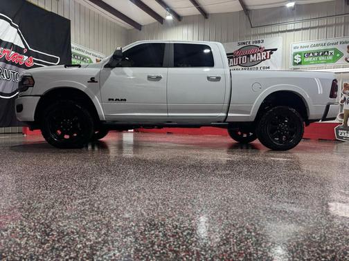 2019 RAM 2500 Laramie Crew Cab 4x4 6'4' Box
