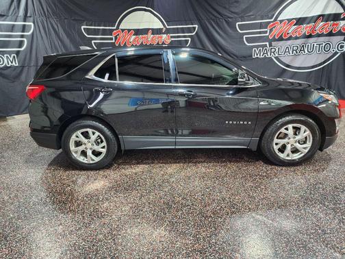 WHITE 2018 Chevrolet Equinox 2LT