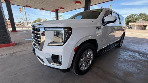 White 2021 GMC Yukon XL SLT