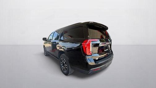 Black 2022 GMC Yukon XL AT4