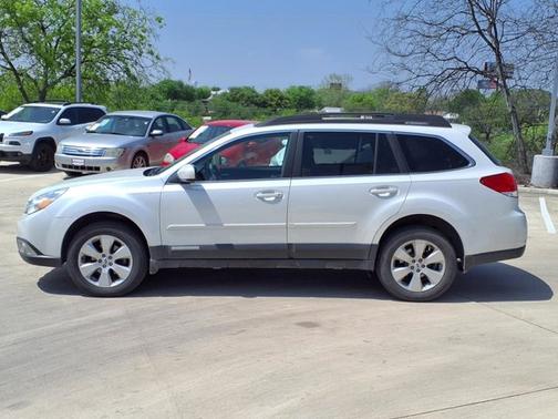 2012 Subaru Outback 2.5i Limited