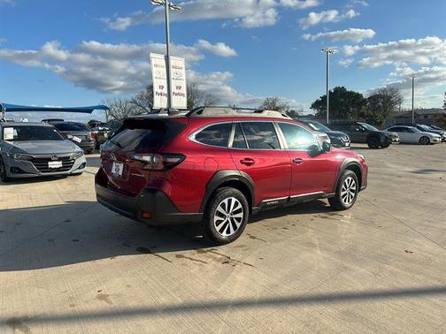 2025 Subaru Outback Premium