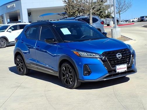 2023 Nissan Kicks SR