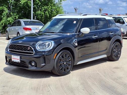 2023 MINI Countryman Base