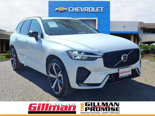 2023 Volvo XC60 Ultimate Dark Theme