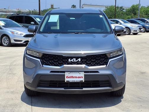 2022 Kia Sorento LX