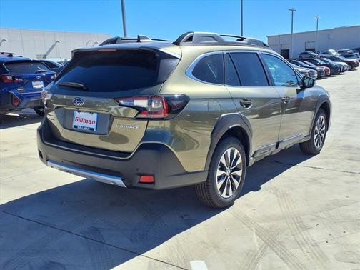 2025 Subaru Outback Touring XT