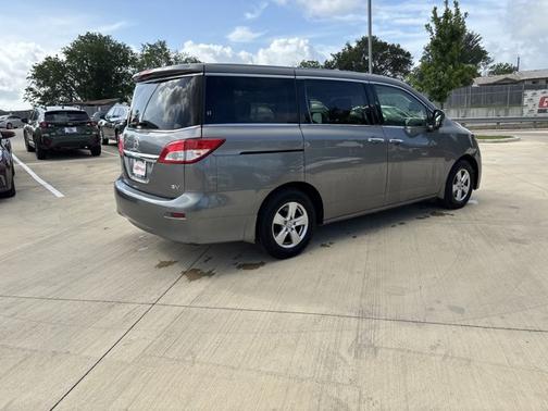 2015 Nissan Quest SV