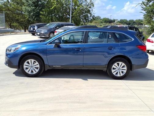 2019 Subaru Outback 2.5i