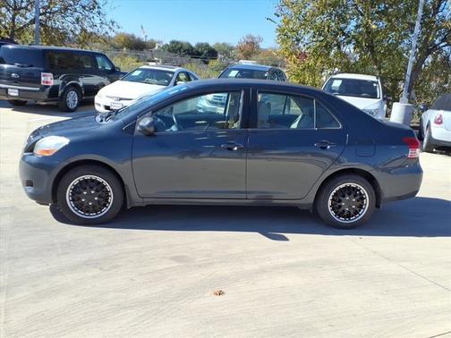 2007 Toyota Yaris Base