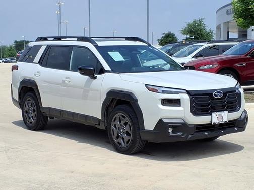 Crystal White Pearl 2026 Subaru Outback