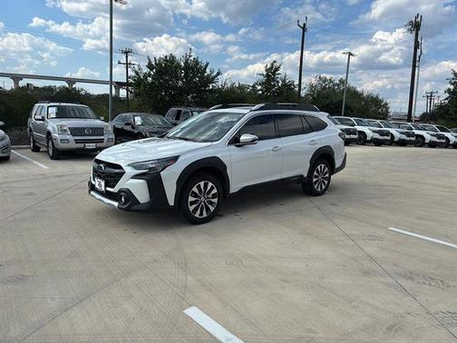2025 Subaru Outback Touring XT