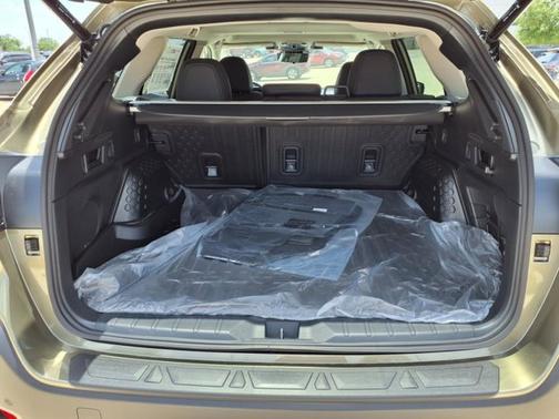 2025 Subaru Outback Touring