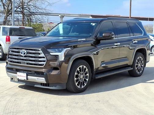 2023 Toyota Sequoia 