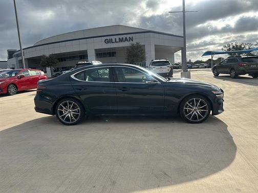 2023 Genesis G70 2.0T