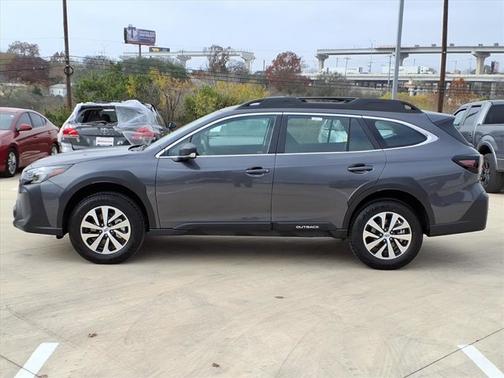 2025 Subaru Outback Base