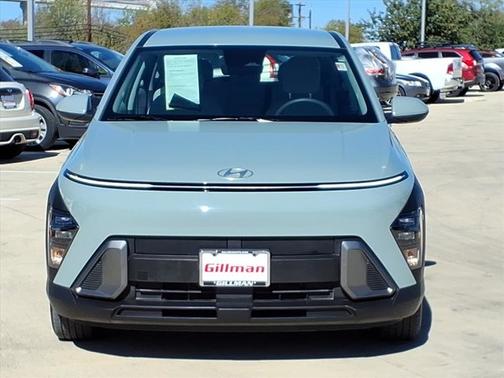2024 Hyundai KONA SE