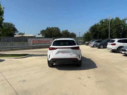 2025 Lexus NX 450h+ NX 450h+ Luxury