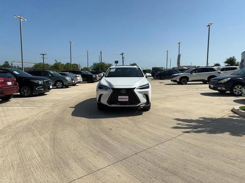 2025 Lexus NX 450h+ NX 450h+ Luxury