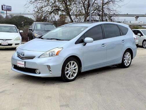 2013 Toyota Prius v 
