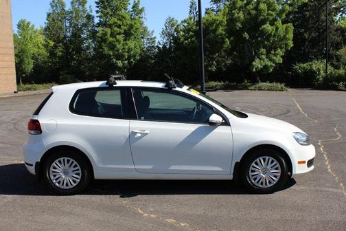 Candy White 2012 Volkswagen Golf Base