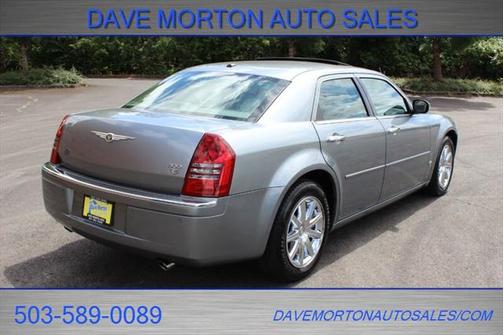2007 Chrysler 300C Base