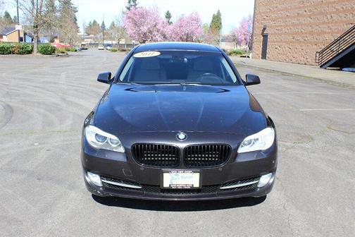 2011 BMW 550 550i
