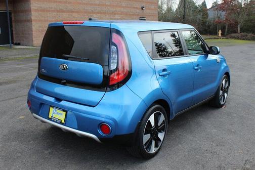 2017 Kia Soul +