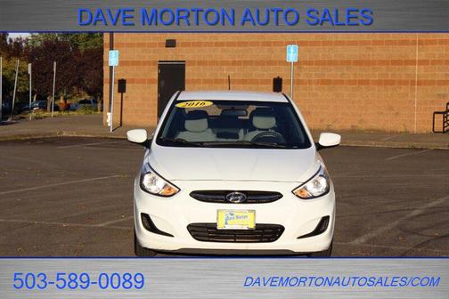 2016 Hyundai Accent SE