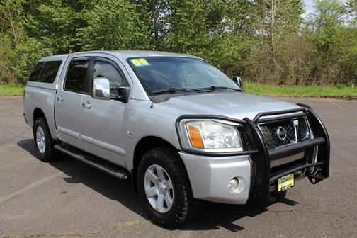 Radiant Silver 2004 Nissan Titan LE Crew Cab