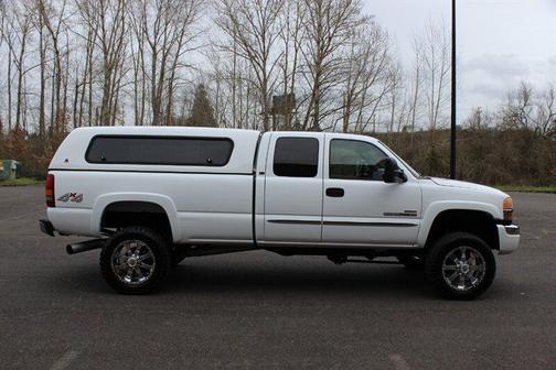 2003 GMC Sierra 2500 SLE H/D Extended Cab