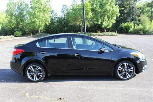 Aurora Black 2014 Kia Forte EX