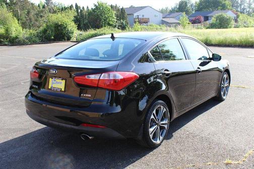 Aurora Black 2014 Kia Forte EX