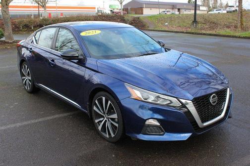 2021 Nissan Altima SR FWD