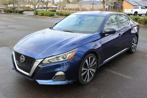 2021 Nissan Altima SR FWD