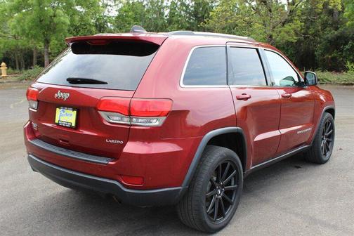 Deep Cherry Red Crystal Pearlcoat 2014 Jeep Grand Cherokee Laredo