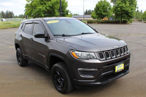 Granite Crystal Metallic Clear Coat 2018 Jeep Compass Sport