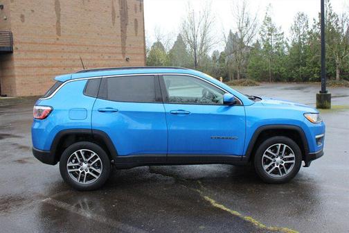 Laser Blue Pearlcoat 2017 Jeep New Compass Latitude