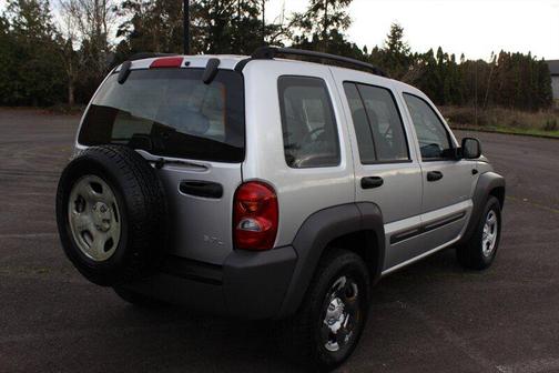 2004 Jeep Liberty Sport