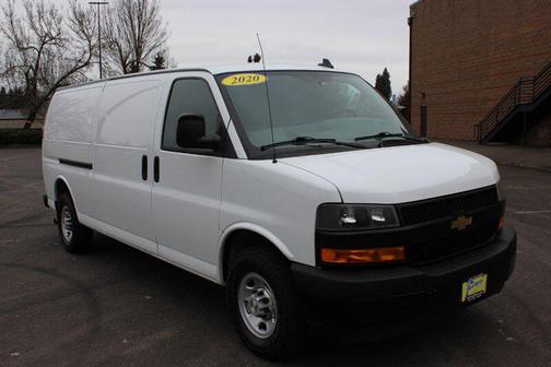 Summit White 2020 Chevrolet Express 2500 RWD 2500 Extended Wheelbase WT