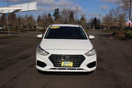 2019 Hyundai Accent SE