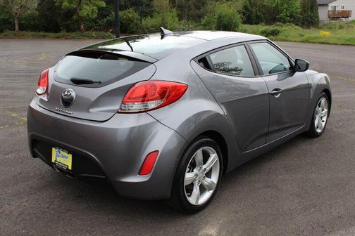Triathlon Gray Metallic 2012 Hyundai Veloster Base