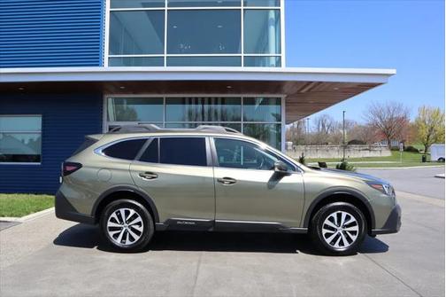 2022 Subaru Outback Premium