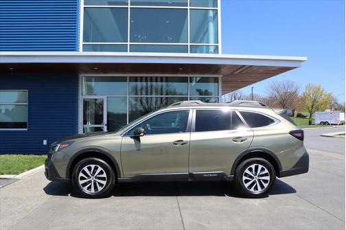 2022 Subaru Outback Premium