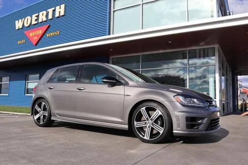 2016 Volkswagen Golf R 4-Door