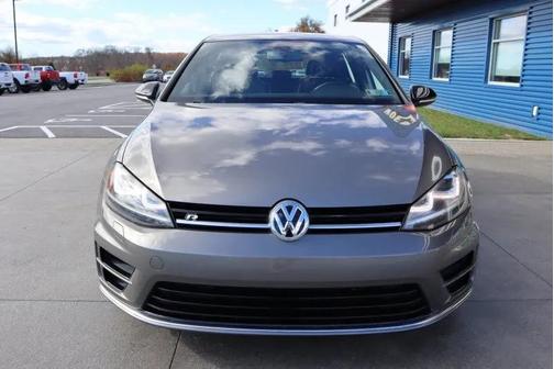 2016 Volkswagen Golf R 4-Door